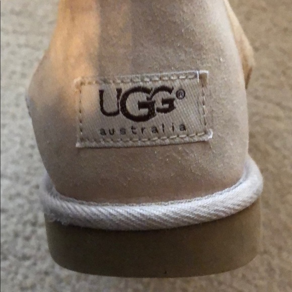 Classic Tall Women’s Ugg Boots - Picture 7 of 8